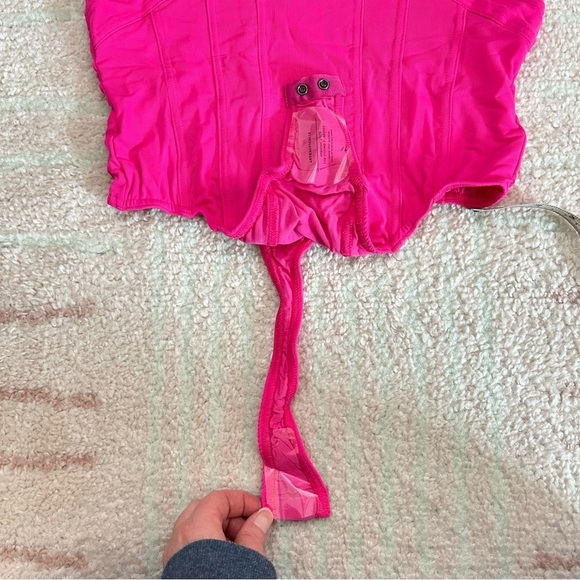 NWT Pilcro Neon Pink Bodysuit Thong Size Medium Spring Summer Festival - Picture 12 of 12